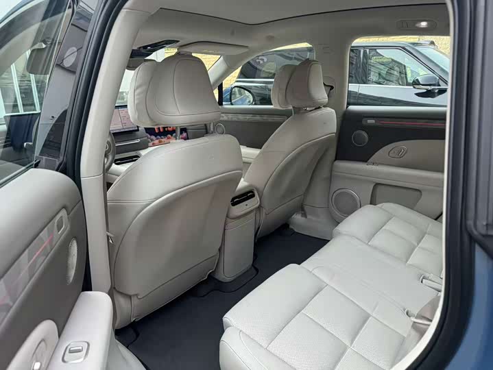 IM motors LS6 2026 2026款 增程 66 Max