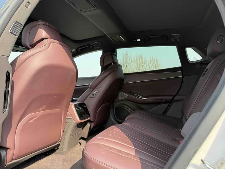 Denza Z9GT 2024 2024款 1100四驱Ultra版