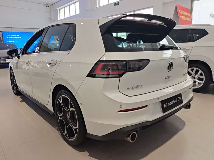 Volkswagen Golf GTI 2025 2025款 380TSI DSG GTI