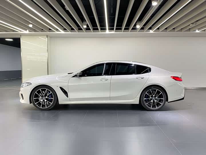 BMW 8 Series 2021 2021款 840i xDrive 四门轿跑车 M运动套装