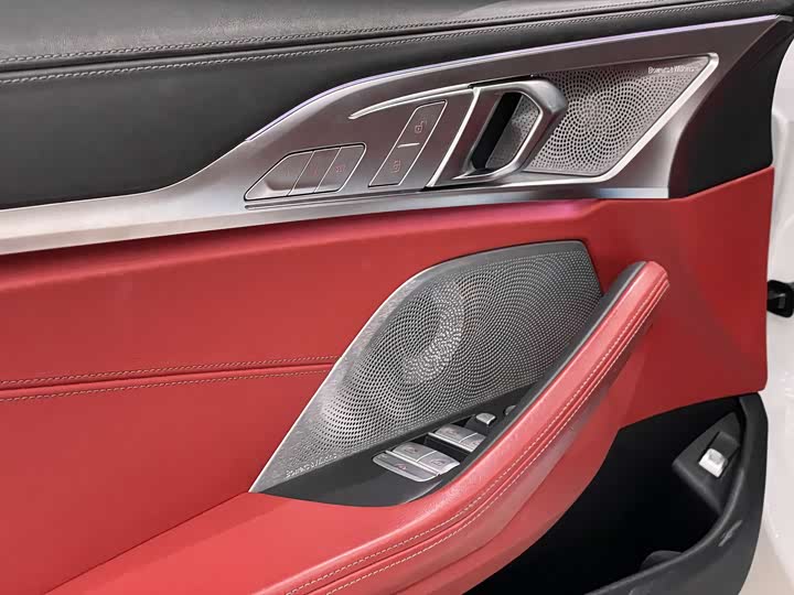 BMW 8 Series 2021 2021款 840i xDrive 四门轿跑车 M运动套装