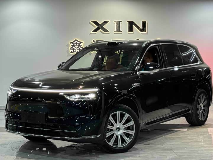 Aito M8 2025 2025款 增程 Max+版 53.4kWh 6座版