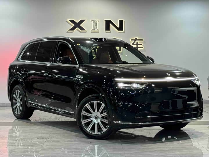 Aito M8 2025 2025款 增程 Max+版 53.4kWh 6座版