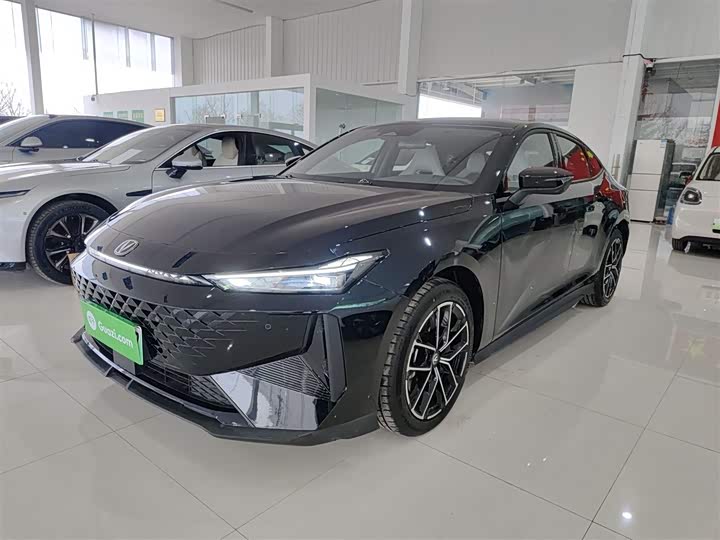 Changan UNI-V Hybrid 2024 2024款 蓝鲸智电iDD 136km 智尊型