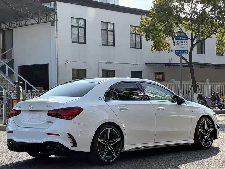 Mercedes-Benz A-Class AMG 2025 2025款 AMG A 35 L 4MATIC