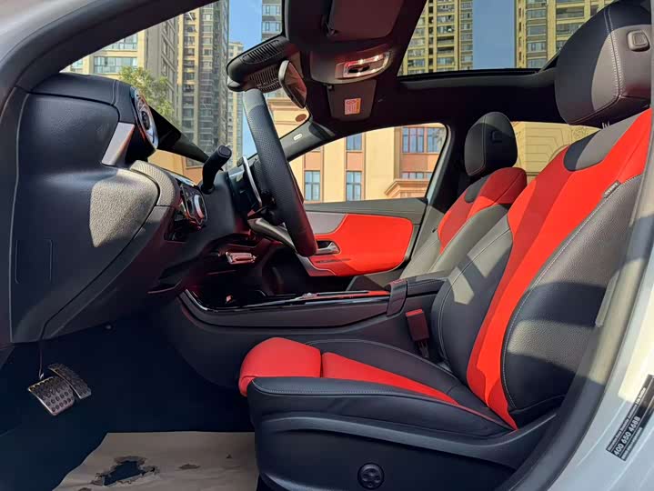 Mercedes-Benz A-Class AMG 2025 2025款 AMG A 35 L 4MATIC