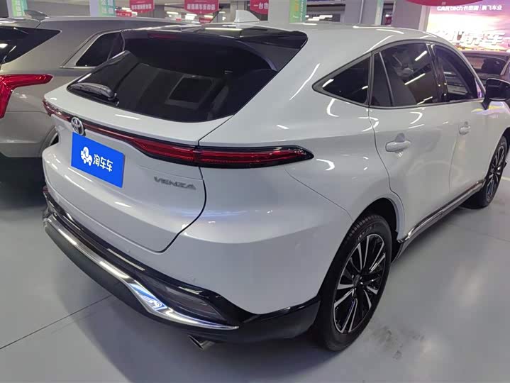 Toyota Venza 2023 2023款 2.0L CVT两驱尊贵版