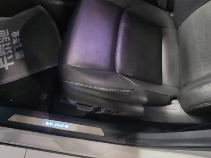 Toyota Venza 2023 2023款 2.0L CVT两驱尊贵版