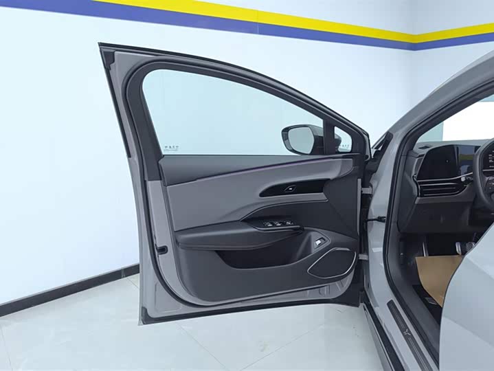 Hongqi EH7 2024 2024款 820 Pro