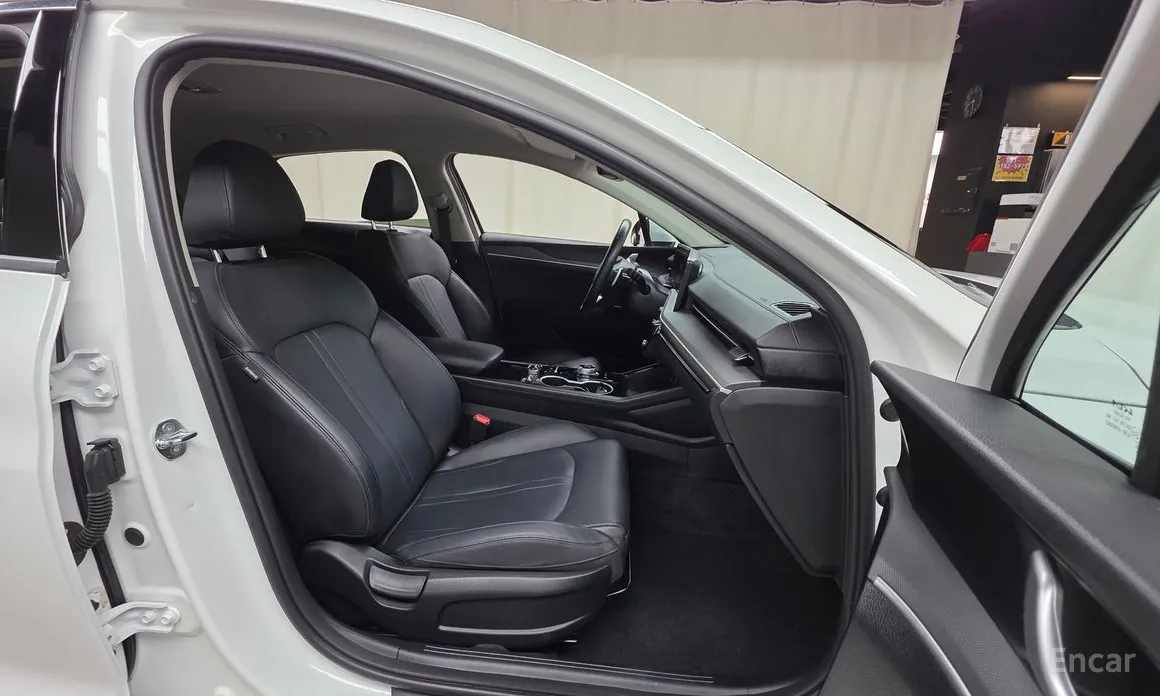 Kia K5 2023 2.0 LPi(Rent)