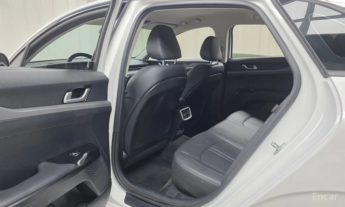 Kia K5 2023 2.0 LPi(Rent)