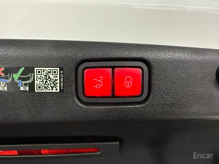 Mercedes-Benz E-Class 2024 E300 4MATIC AMG Line