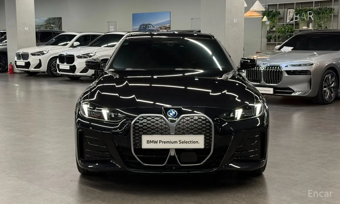 BMW i4 2021 eDrive40 M Sports