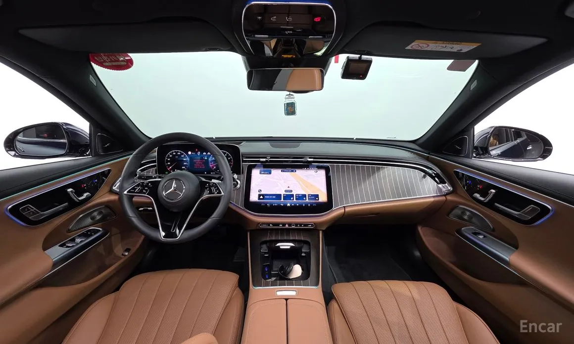 Mercedes-Benz E-Class 2024 E300 4MATIC Exclusive