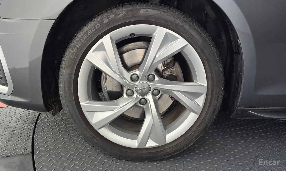 Audi A4 2016 40 TFSI Premium