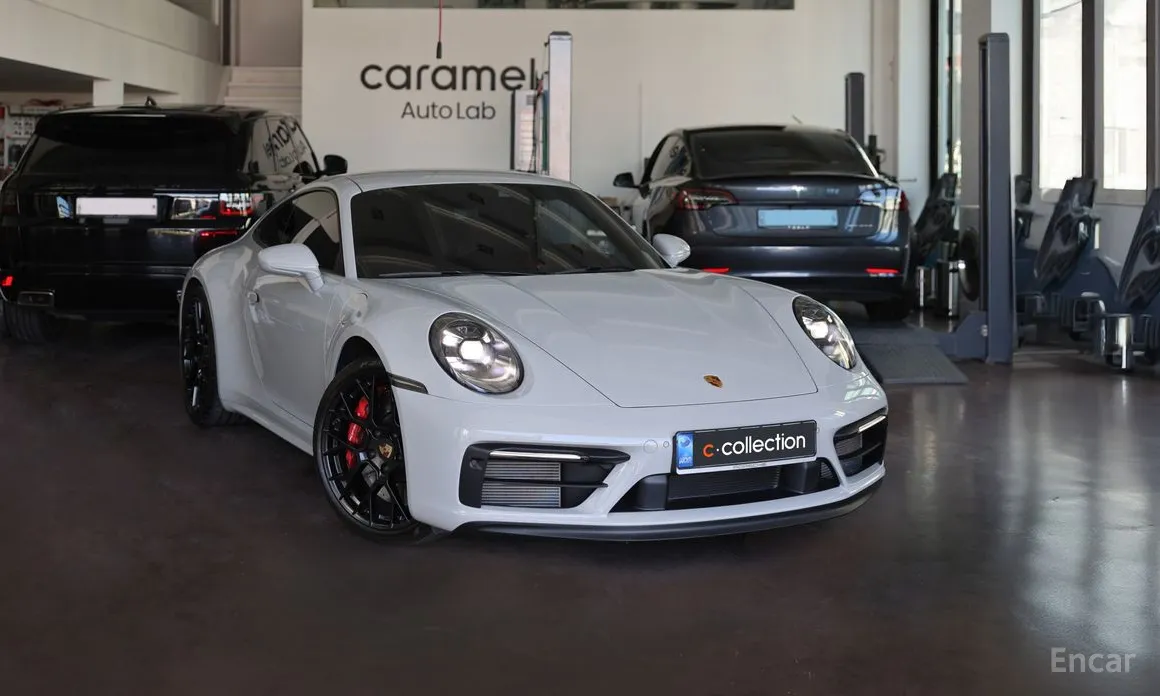 Porsche 911 2019 Carrera 4 GTS