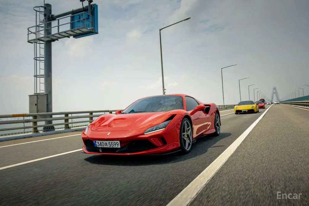 Ferrari F8 2019 3.9 V8