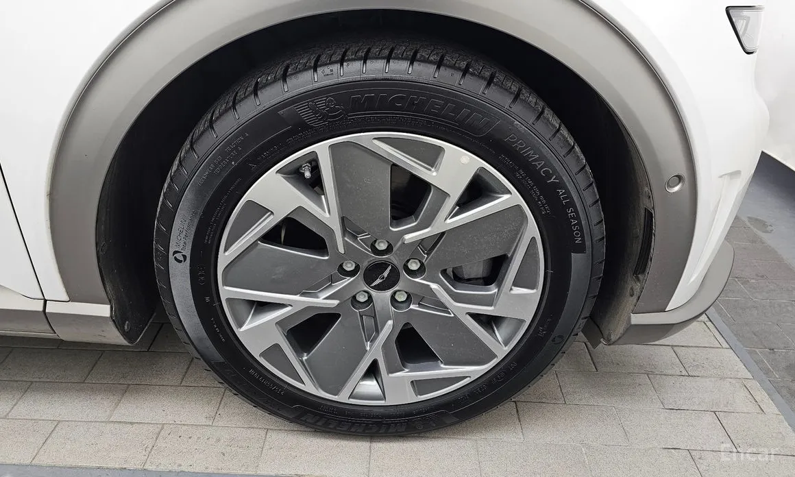 Genesis GV60 2021 Standard