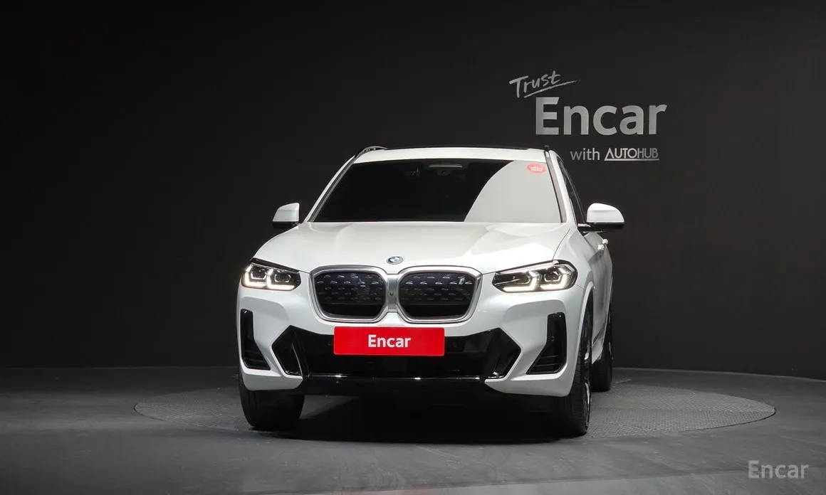 2021 BMW iX3