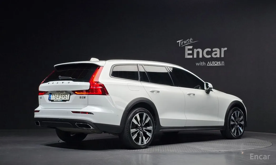 Volvo V60 2019 B5 Pro AWD