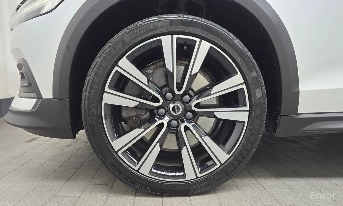 Volvo V60 2019 B5 Pro AWD