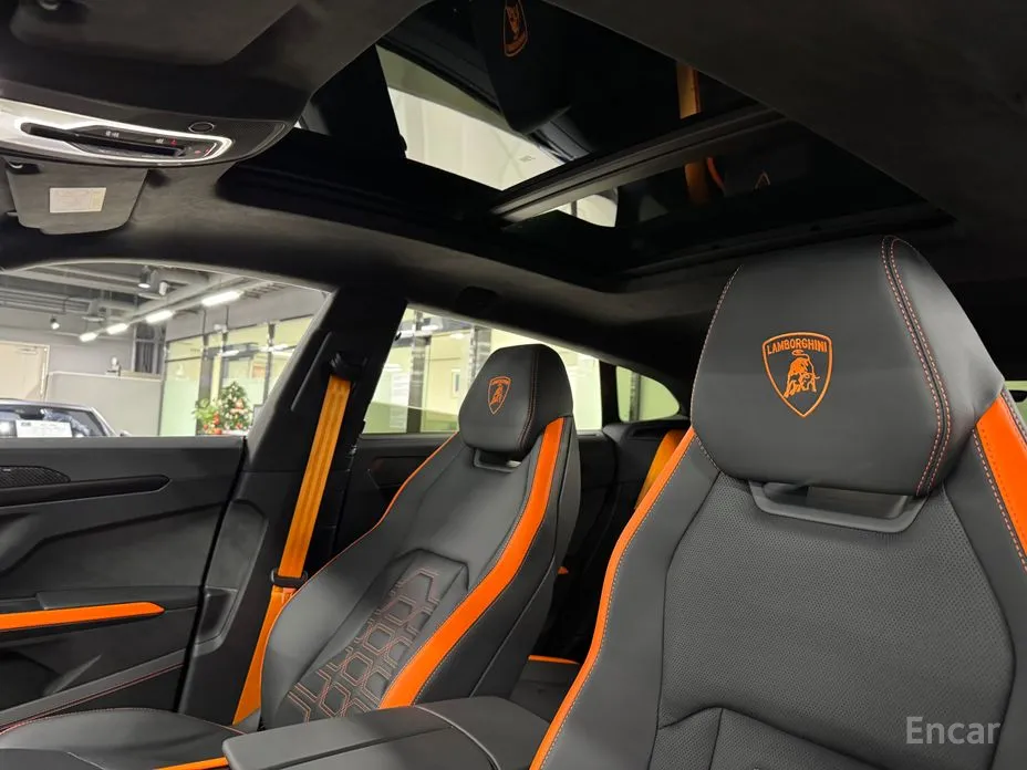 Lamborghini Urus 2018 4.0 V8 SE