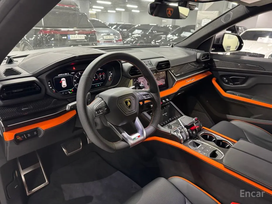 Lamborghini Urus 2018 4.0 V8 SE