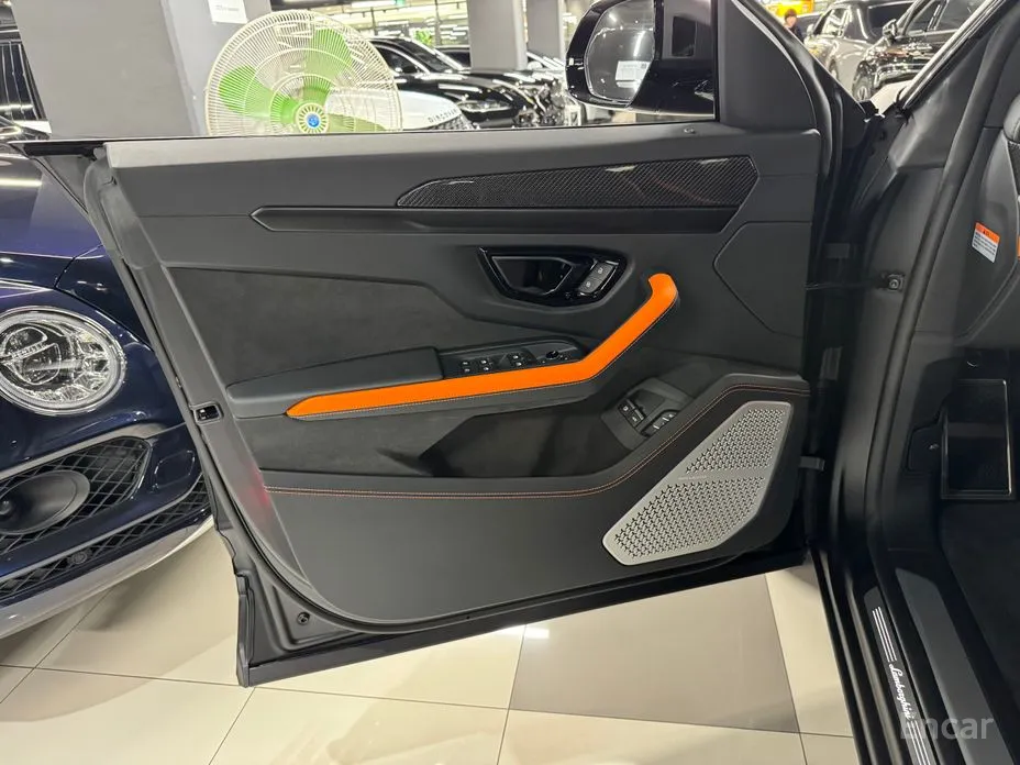 Lamborghini Urus 2018 4.0 V8 SE