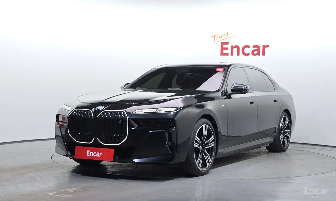 BMW i7 2022 xDrive 60 M sport