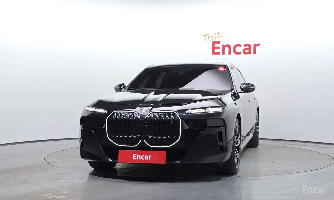 BMW i7 2022 xDrive 60 M sport