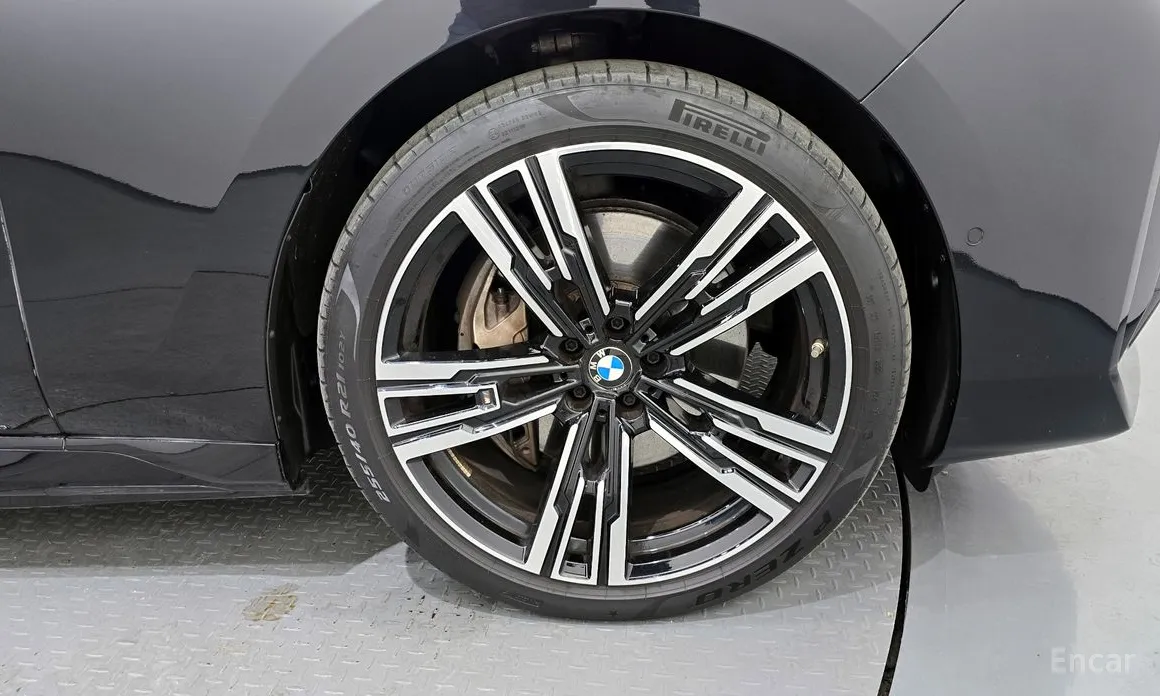 BMW i7 2022 xDrive 60 M sport