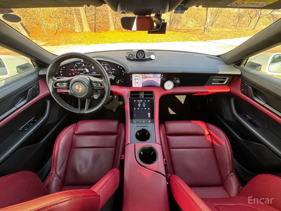 Porsche Taycan 2020 GTS