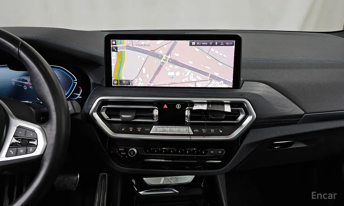 BMW iX3 2021 M Sports