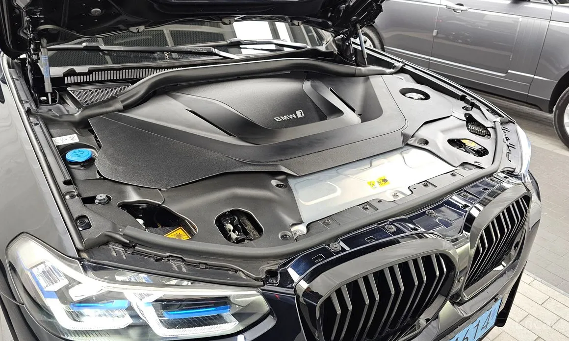 BMW iX3 2021 M Sports