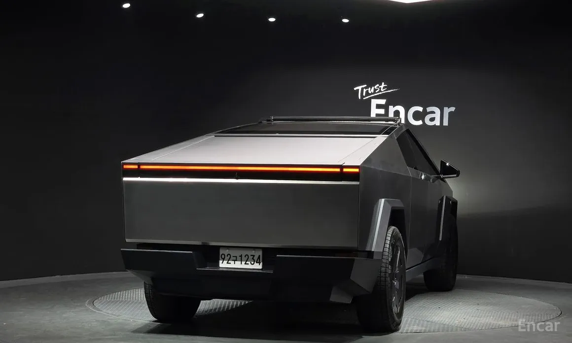 2023 Tesla Cybertruck