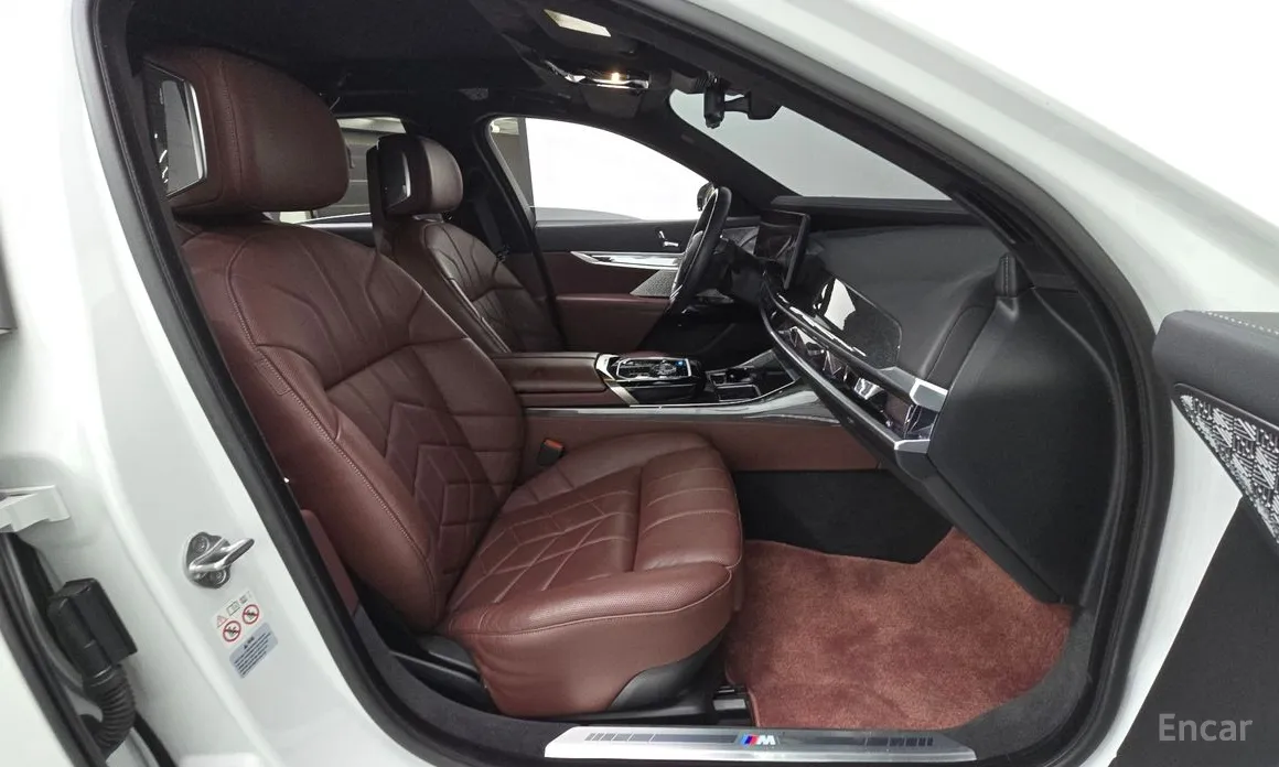 BMW i7 2022 xDrive 60 M sport