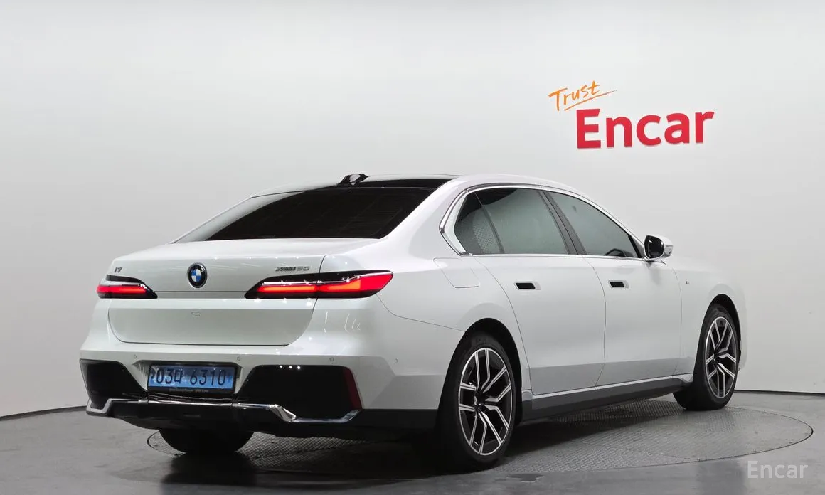 BMW i7 2022 xDrive 60 M sport