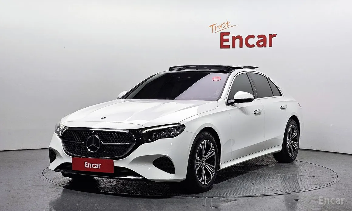 Mercedes-Benz E-Class 2024 E200 Avantgarde