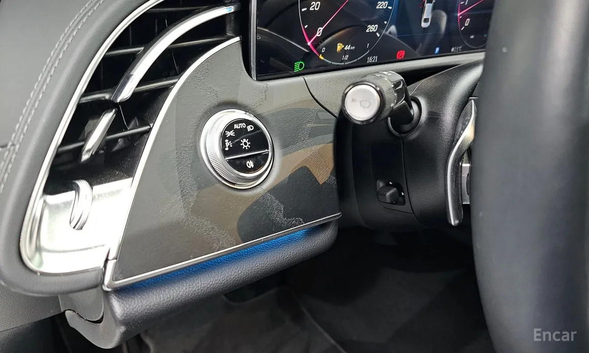 Mercedes-Benz E-Class 2024 E200 Avantgarde