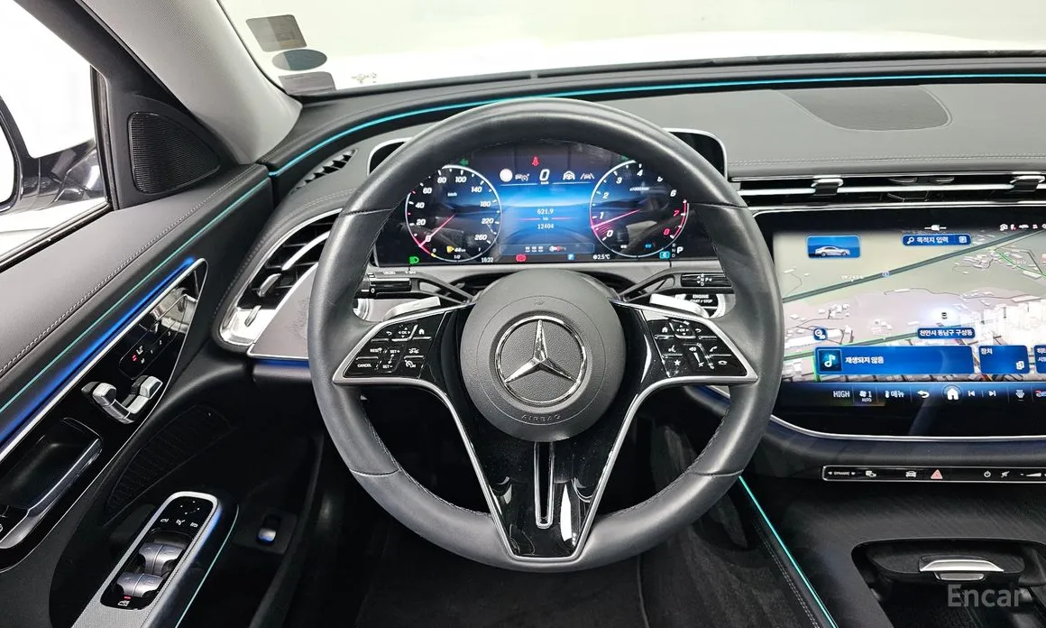 Mercedes-Benz E-Class 2024 E200 Avantgarde