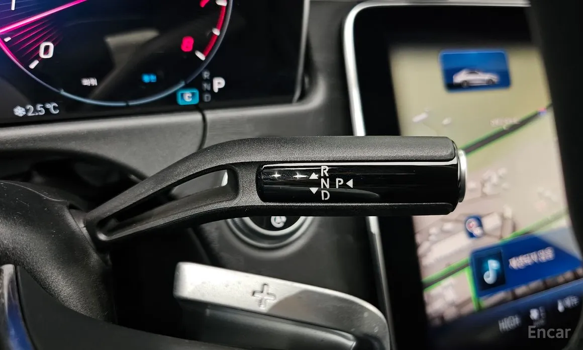 Mercedes-Benz E-Class 2024 E200 Avantgarde