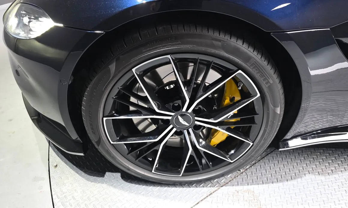 Aston Martin Vantage 2018 4.0 V8 Roadster