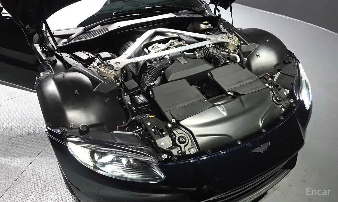 Aston Martin Vantage 2018 4.0 V8 Roadster