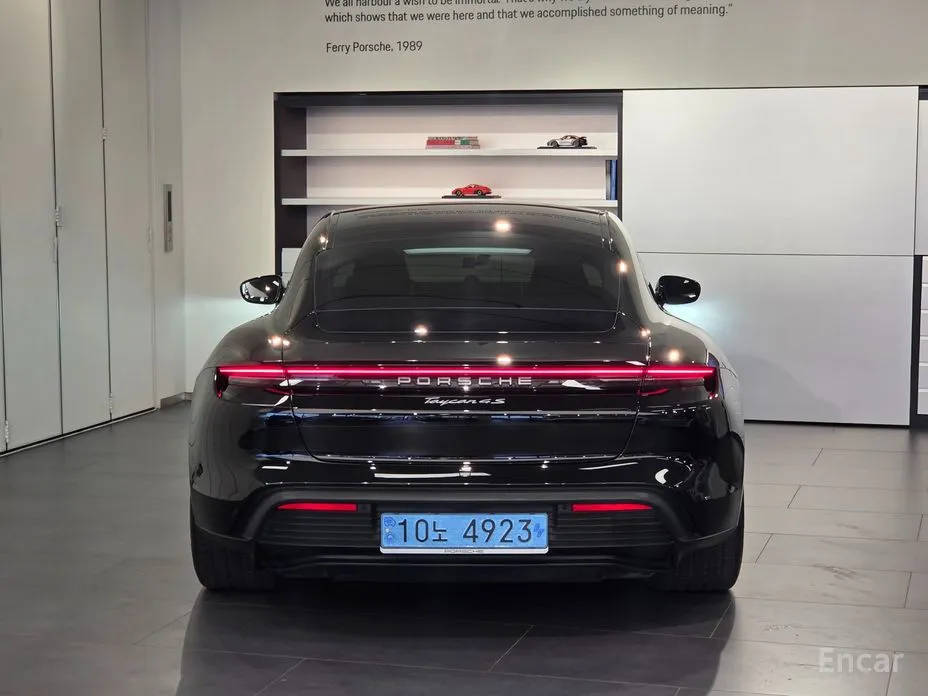 Porsche Taycan 2020 4S