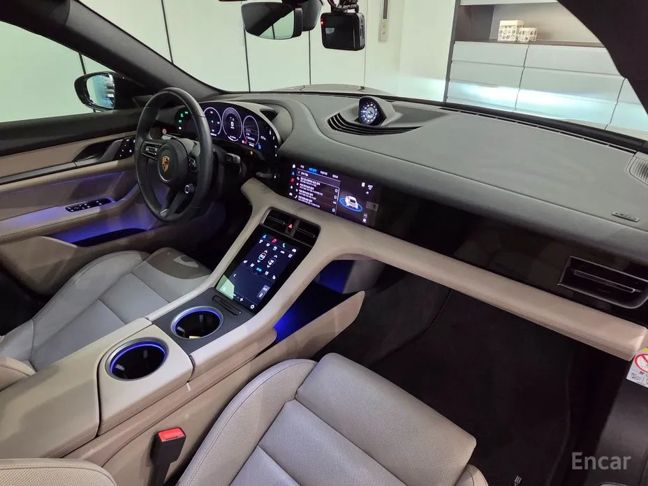 Porsche Taycan 2020 4S