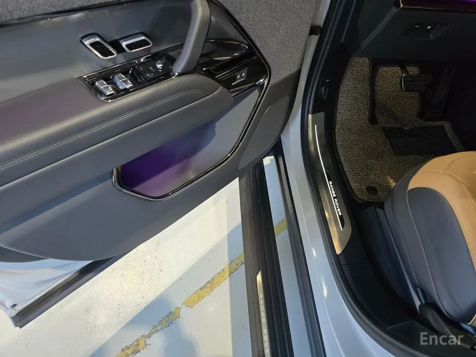 Land Rover Range Rover Sport 2022 P550E Dynamic HSE