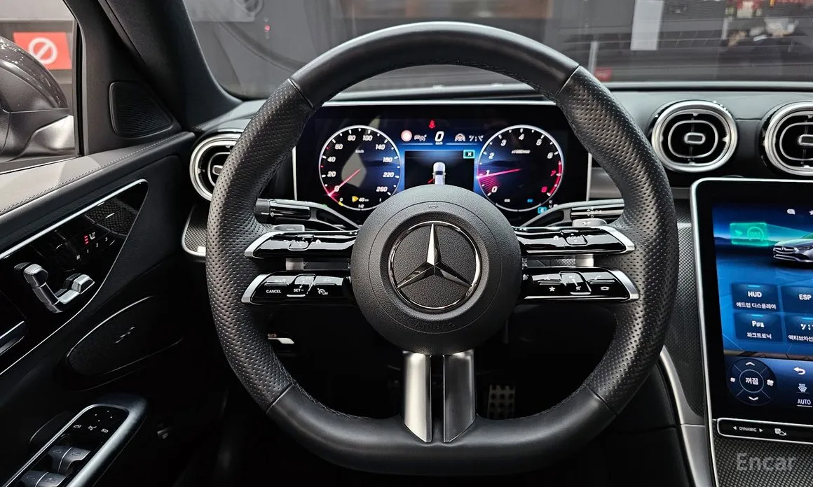 Mercedes-Benz C-Class 2022 C300 4MATIC AMG Line