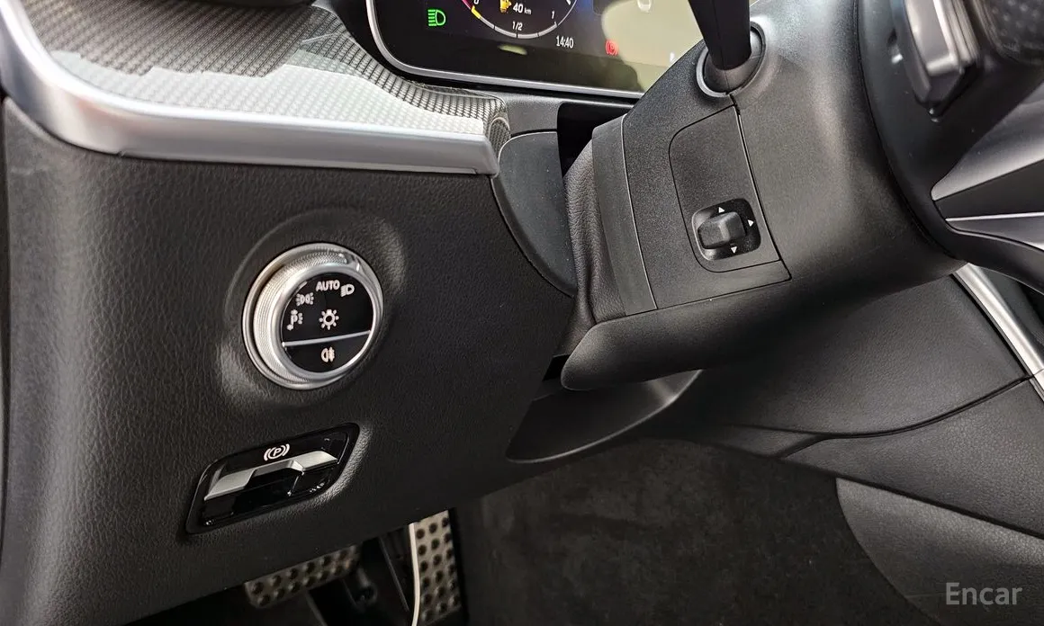 Mercedes-Benz C-Class 2022 C300 4MATIC AMG Line