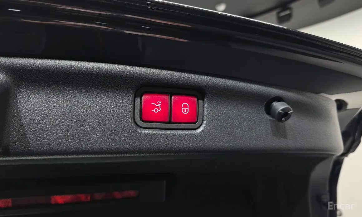 Mercedes-Benz C-Class 2022 C300 4MATIC AMG Line