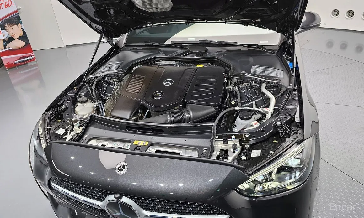 Mercedes-Benz C-Class 2022 C300 4MATIC AMG Line